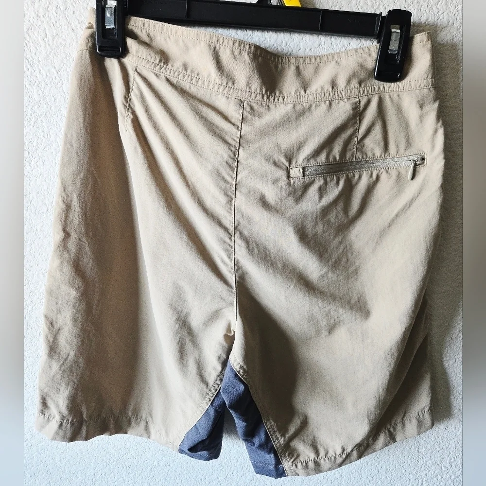 Vineyard Vines Men's Tan and Gray Swim Shorts
